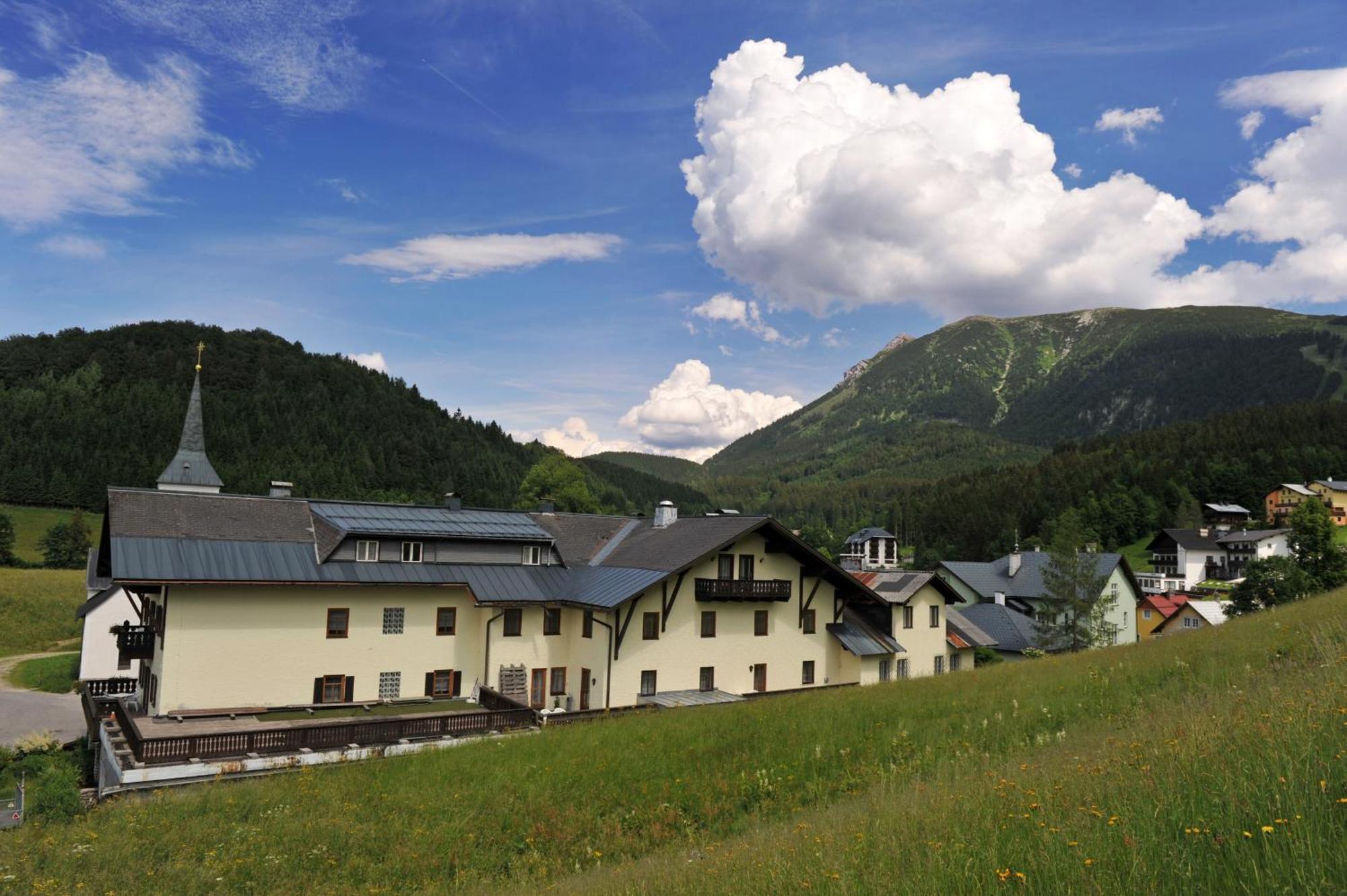 Gasthof Kirchenwirt ลัคเคินฮอฟ ภายนอก รูปภาพ