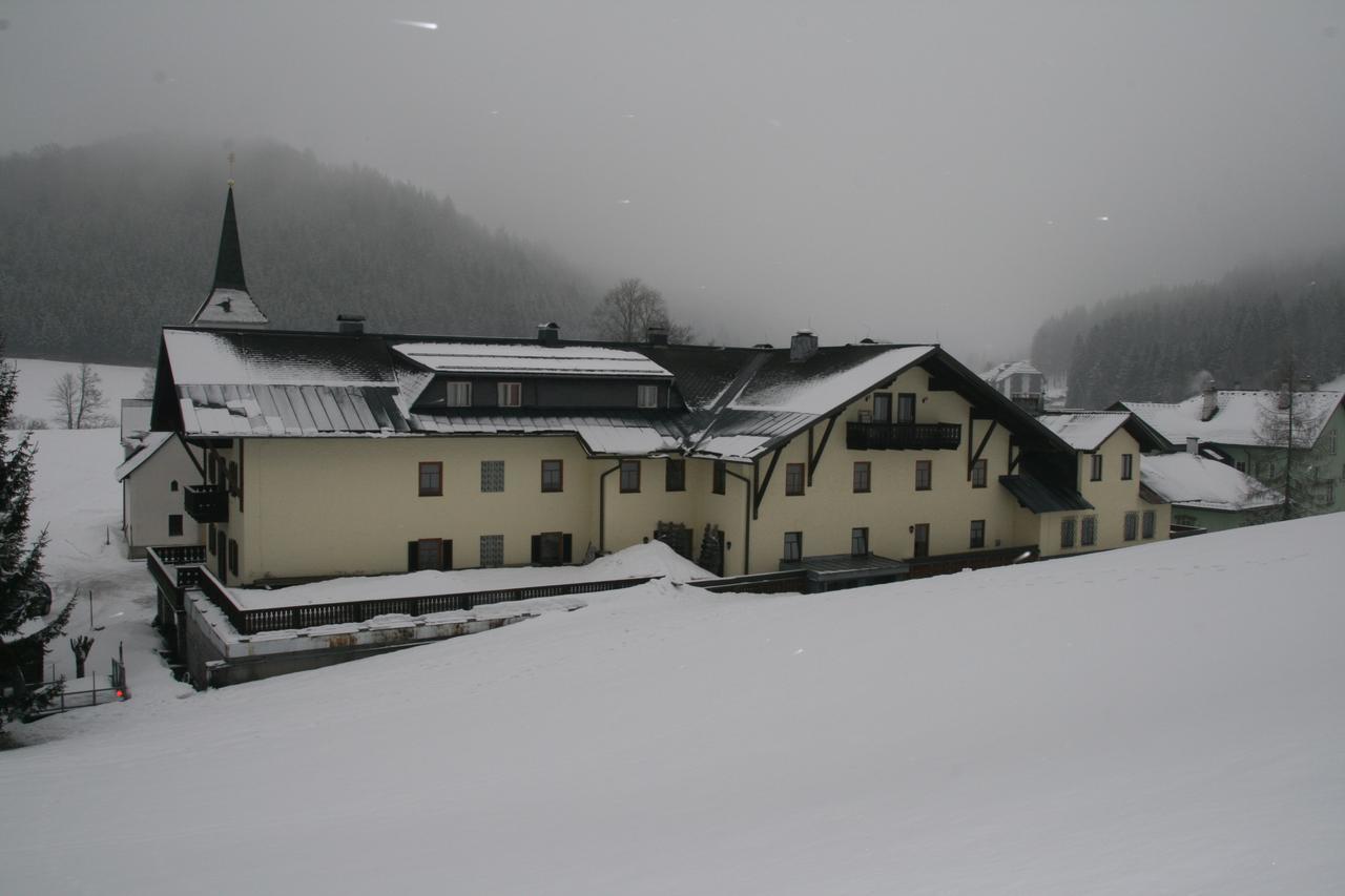 Gasthof Kirchenwirt ลัคเคินฮอฟ ภายนอก รูปภาพ